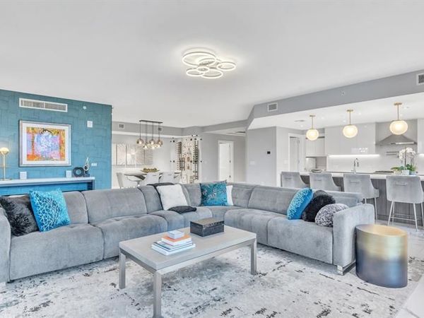 1507 SE 15th Street, Unit 302, Fort Lauderdale, FL 33316