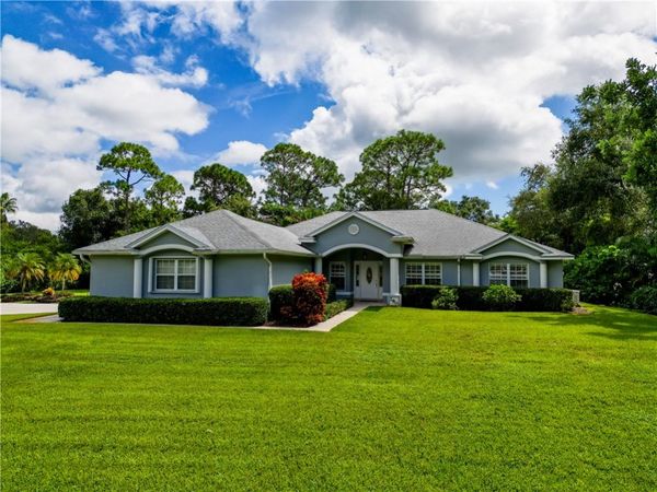 280 Nieuport Drive, Vero Beach, FL 32968