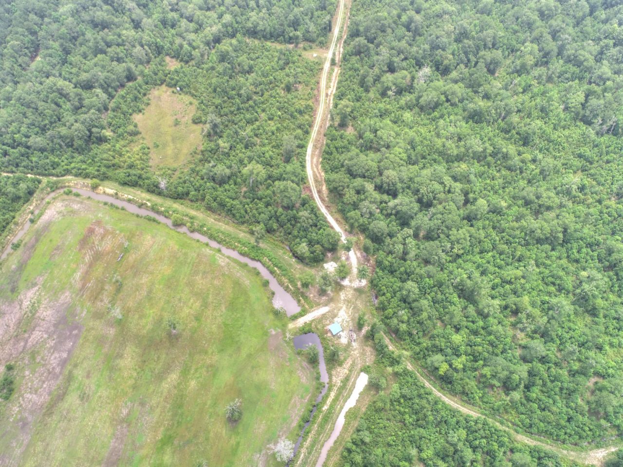 909 Getaway Lane Photo 10