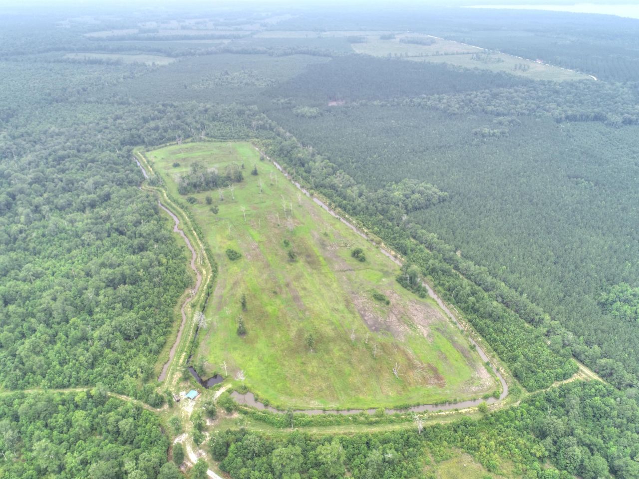 909 Getaway Lane Photo 11