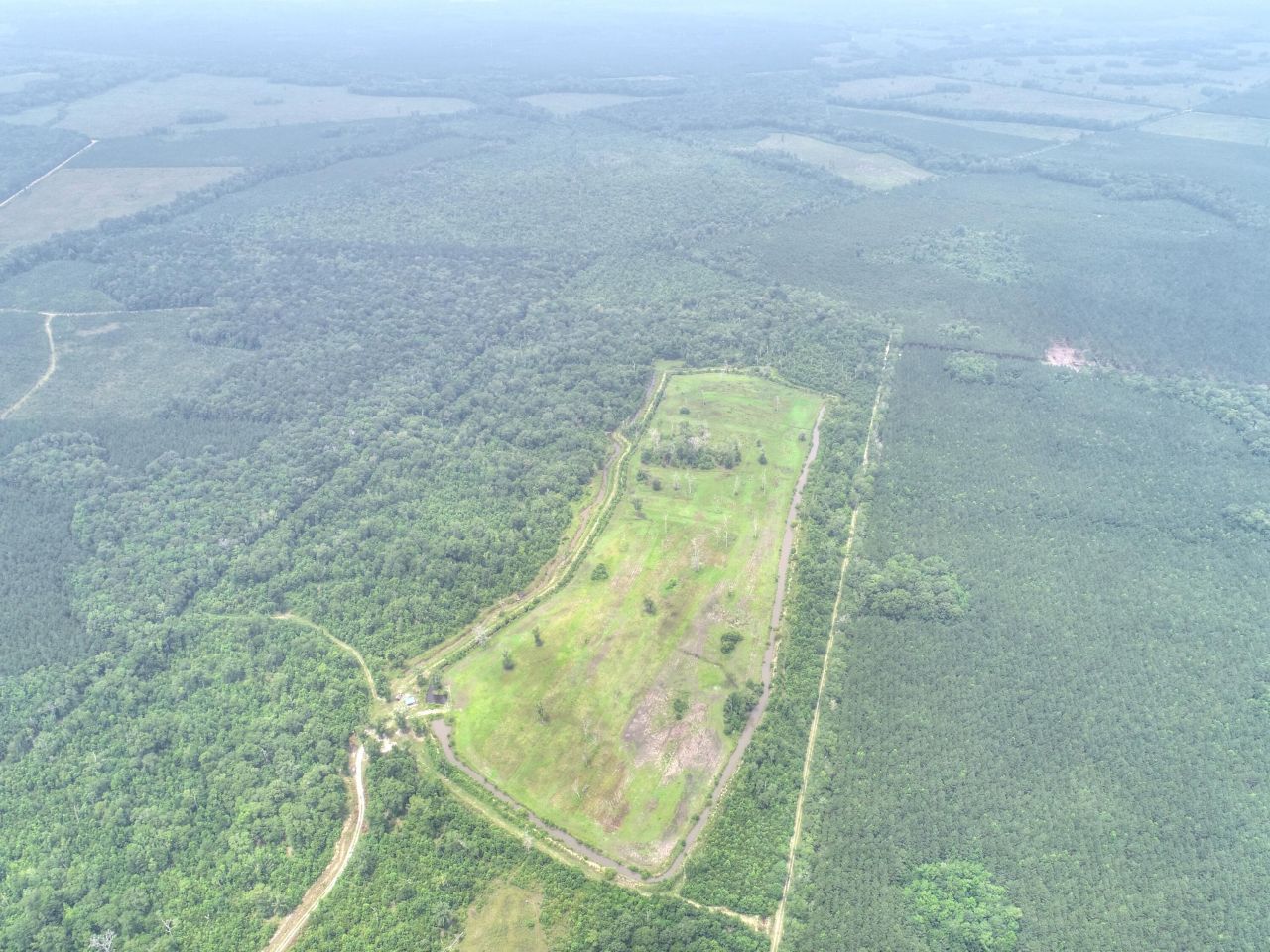 909 Getaway Lane Photo 6