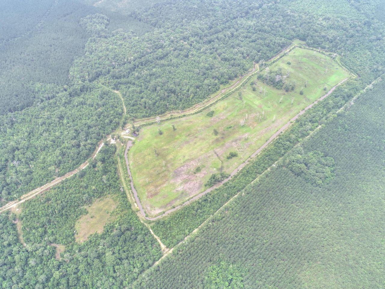 909 Getaway Lane Photo 7