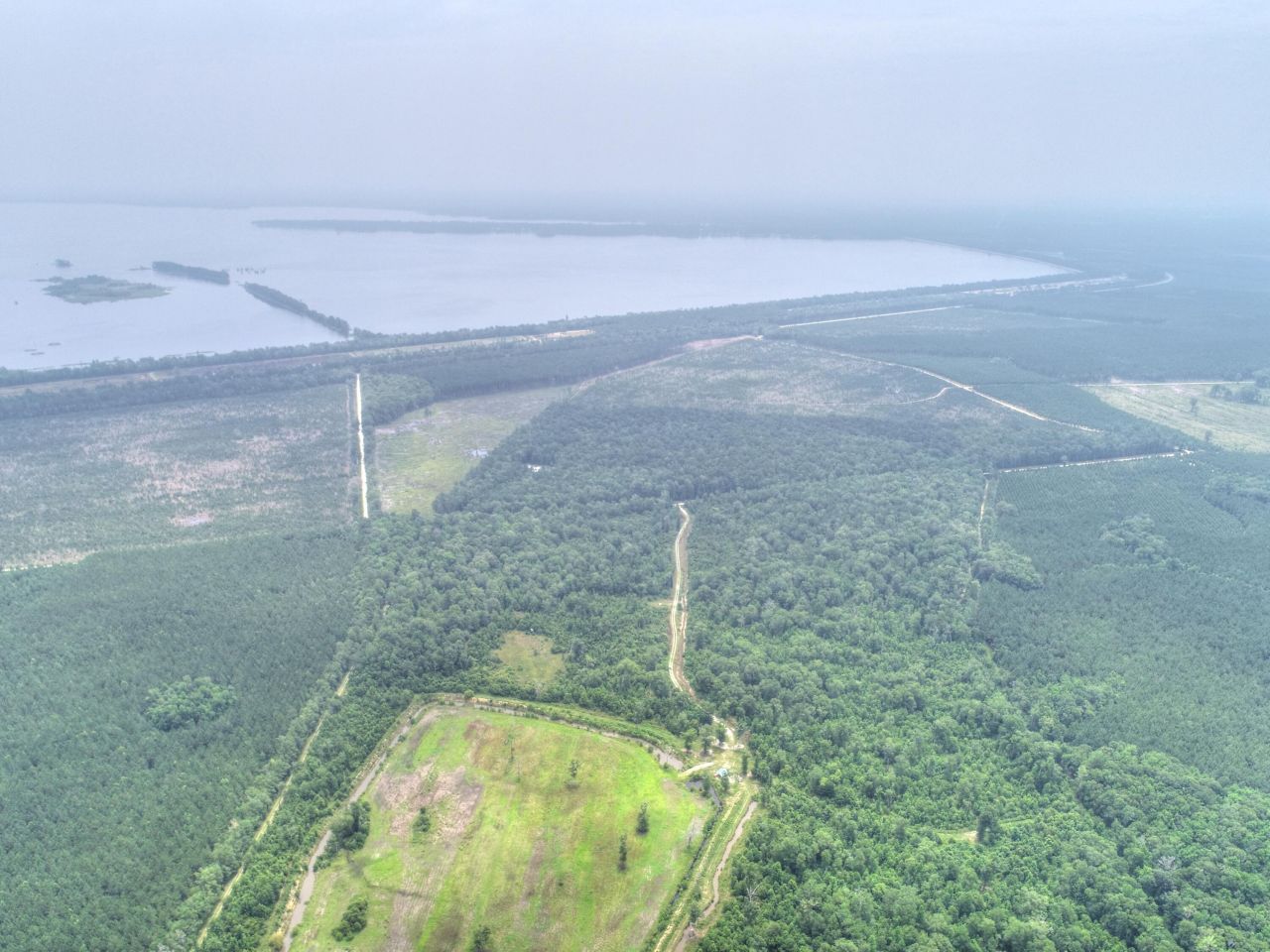 909 Getaway Lane Photo 8