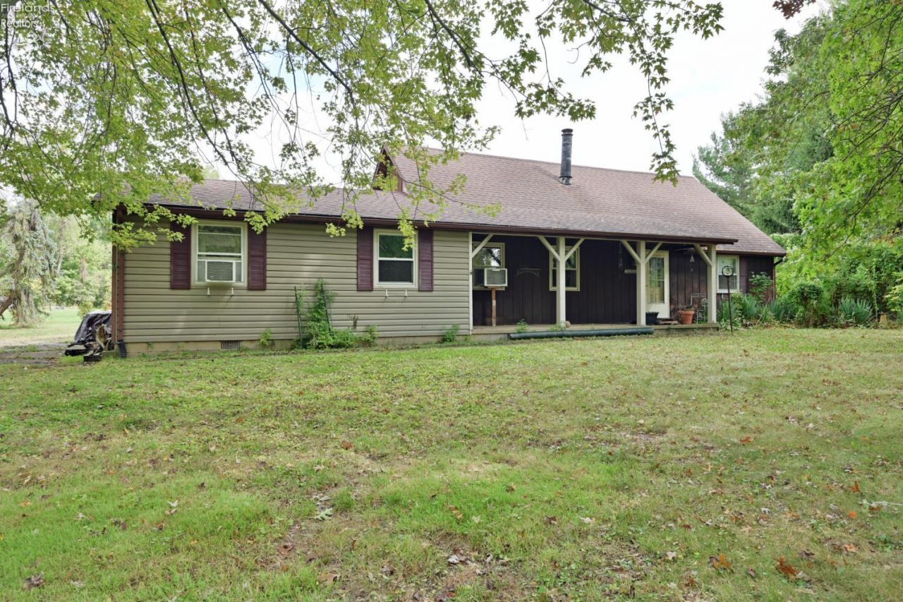 9708 Harrison Road, Wakeman, OH 44889 Main Photo