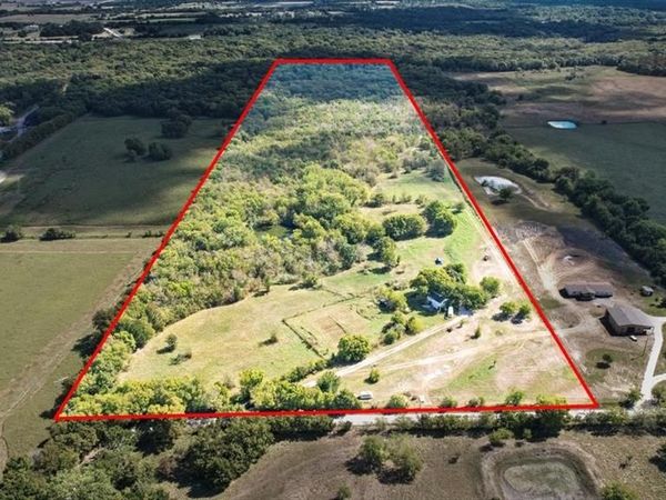 648 CR 4618, Wolfe City, TX 75496