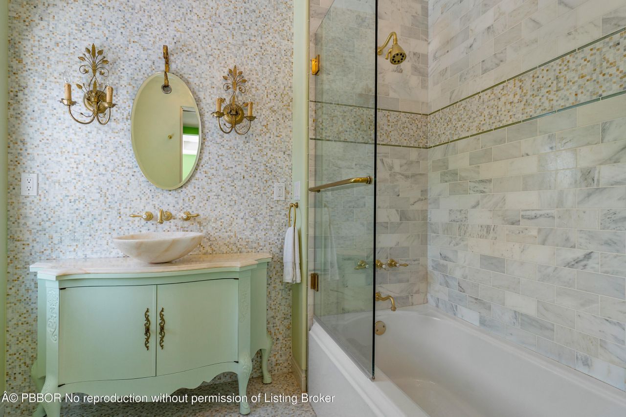 216 Colonial Lane, Palm Beach, FL 33480 Photo