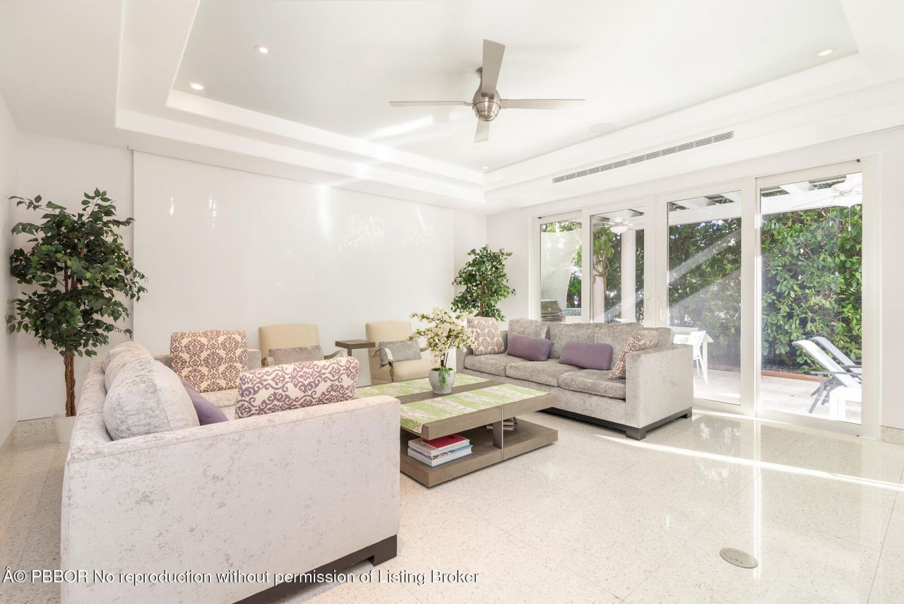 216 Colonial Lane, Palm Beach, FL 33480 Photo