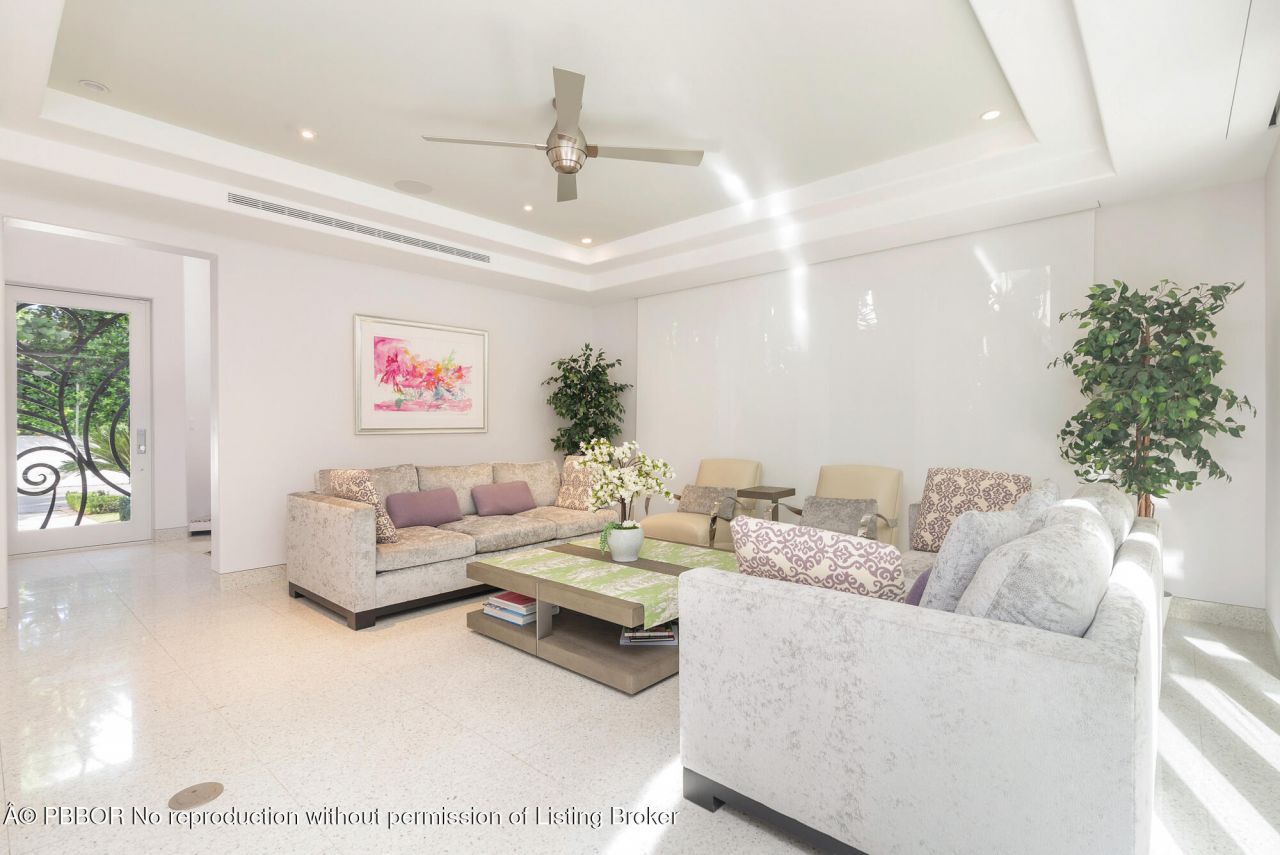 216 Colonial Lane, Palm Beach, FL 33480 Photo