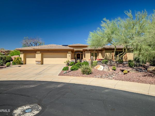 2240 W LEGENDS Way, Anthem, AZ 85086