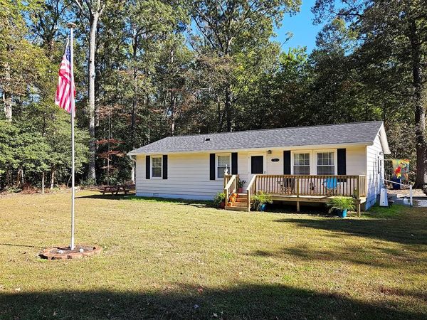 25 Little John Street, REEDVILLE, VA 22539