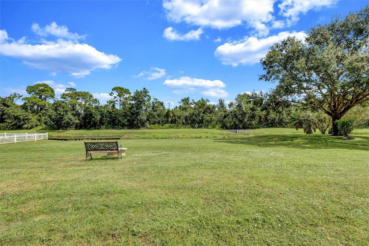 323 141st Court Ne, Bradenton, FL 34212 Photo