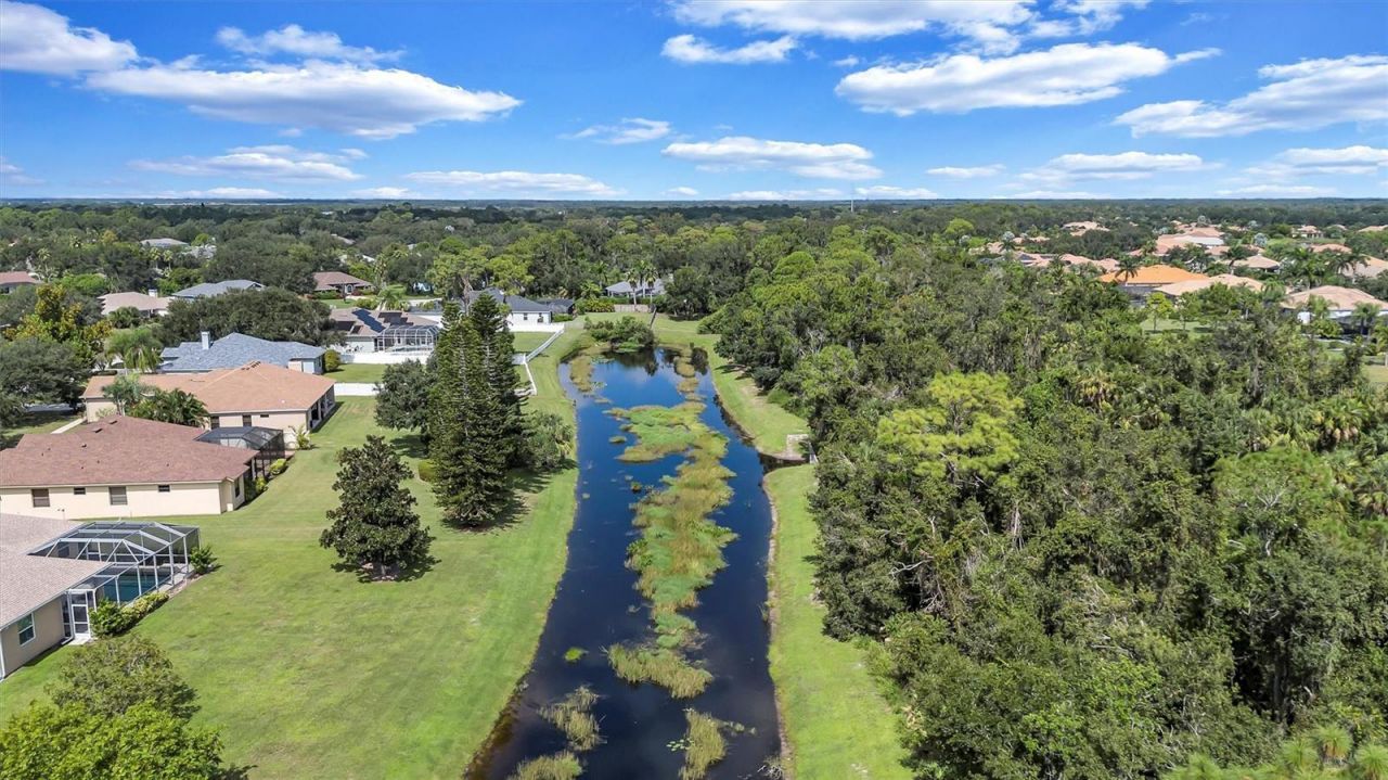 323 141st Court Ne, Bradenton, FL 34212 Photo