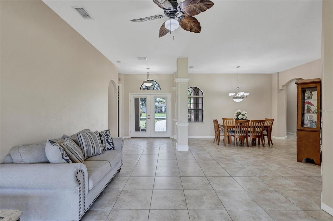 323 141st Court Ne, Bradenton, FL 34212 Photo