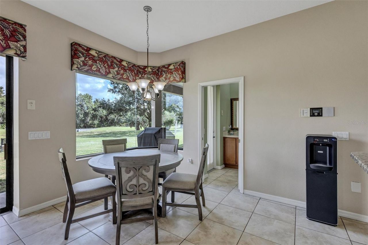 323 141st Court Ne, Bradenton, FL 34212 Photo