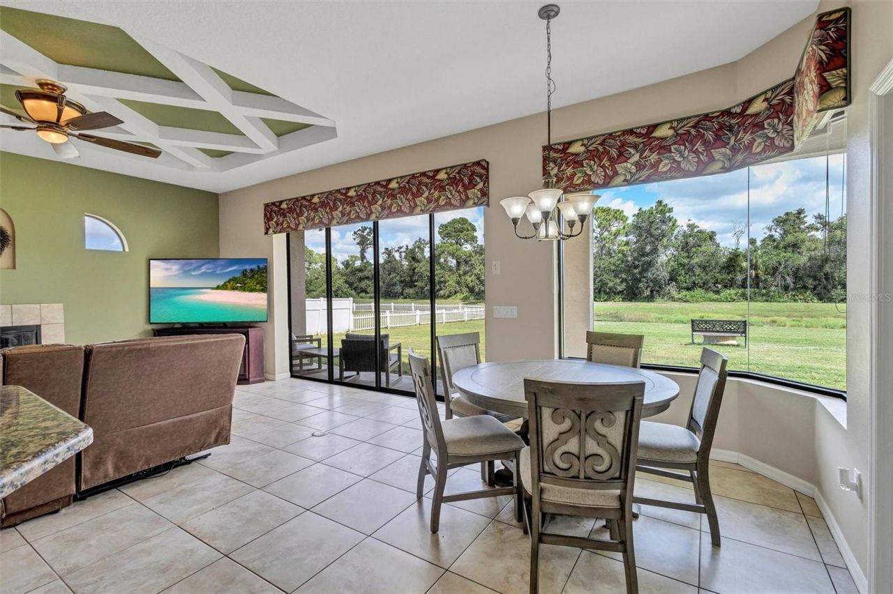 323 141st Court Ne, Bradenton, FL 34212 Photo