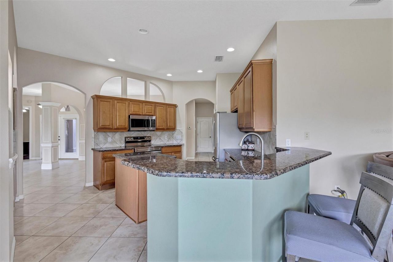 323 141st Court Ne, Bradenton, FL 34212 Photo