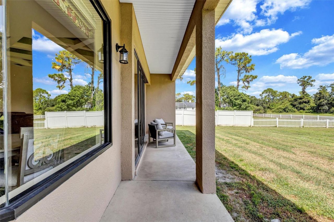 323 141st Court Ne, Bradenton, FL 34212 Photo