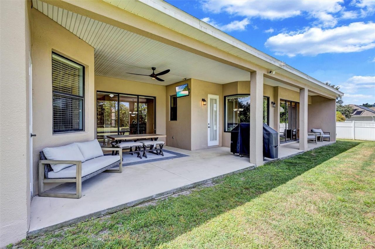 323 141st Court Ne, Bradenton, FL 34212 Photo