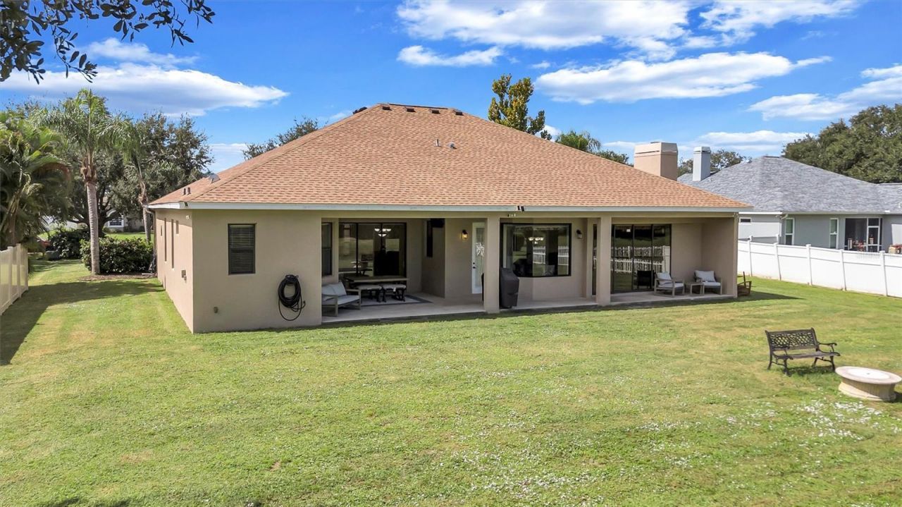 323 141st Court Ne, Bradenton, FL 34212 Photo