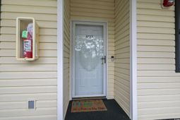 601 Hillside Dr. N photo 4