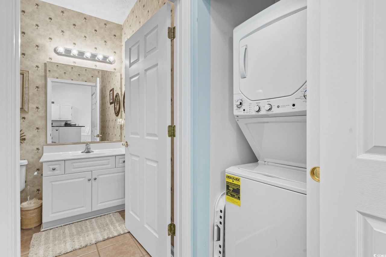 601 Hillside Dr. N Photo 24