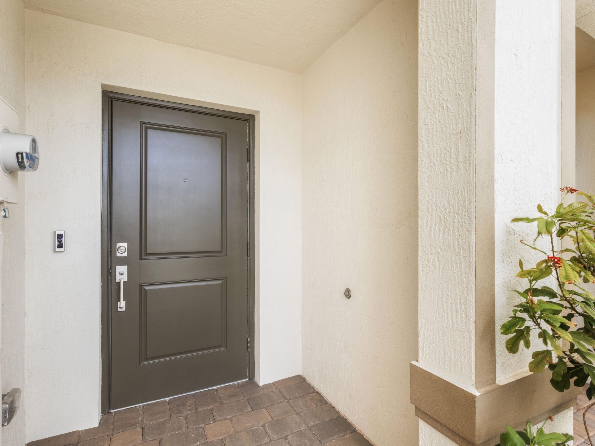 6011 Woods Edge Circle, Riviera Beach, FL 33410 Photo