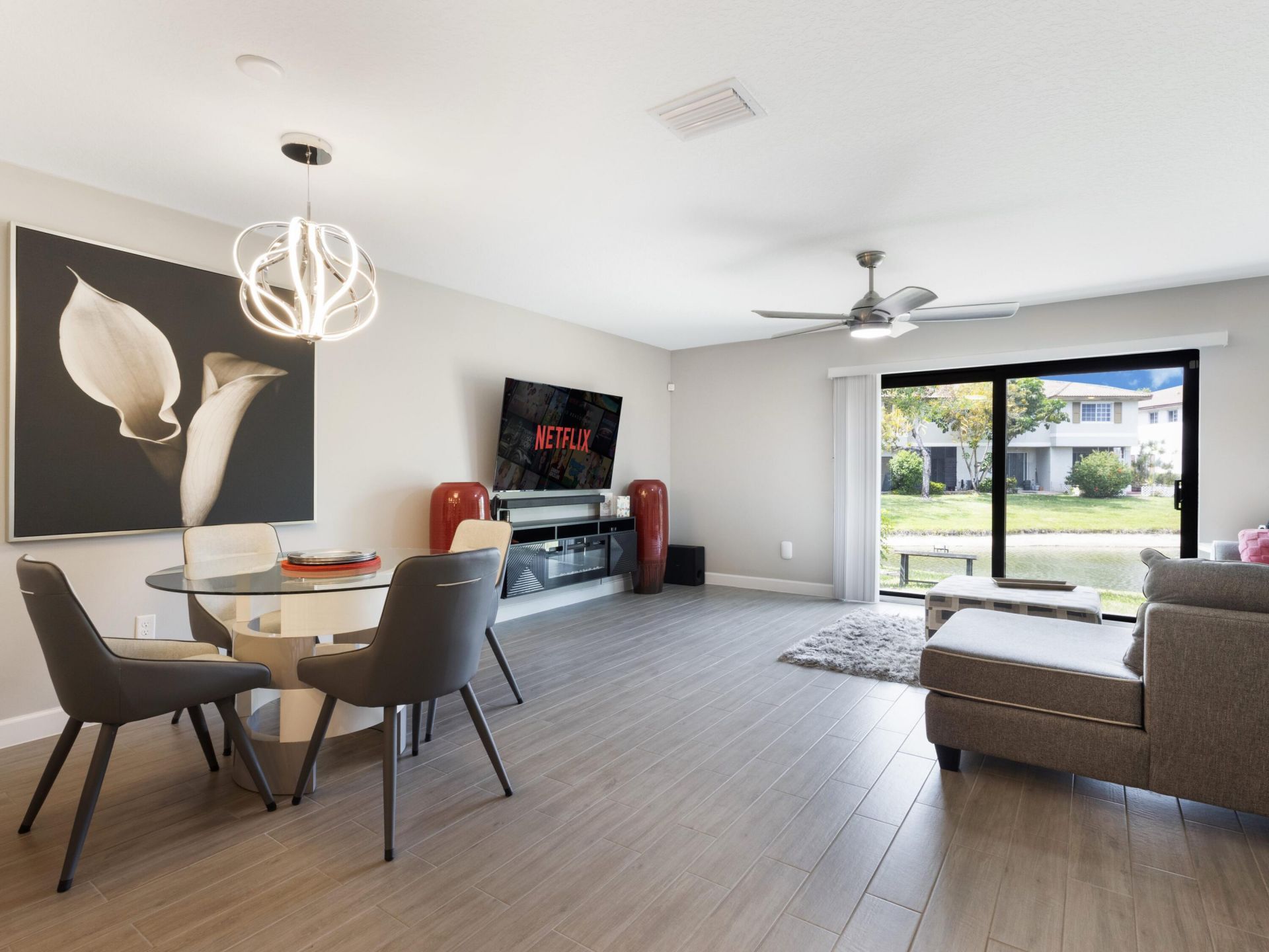 6011 Woods Edge Circle, Riviera Beach, FL 33410 Photo