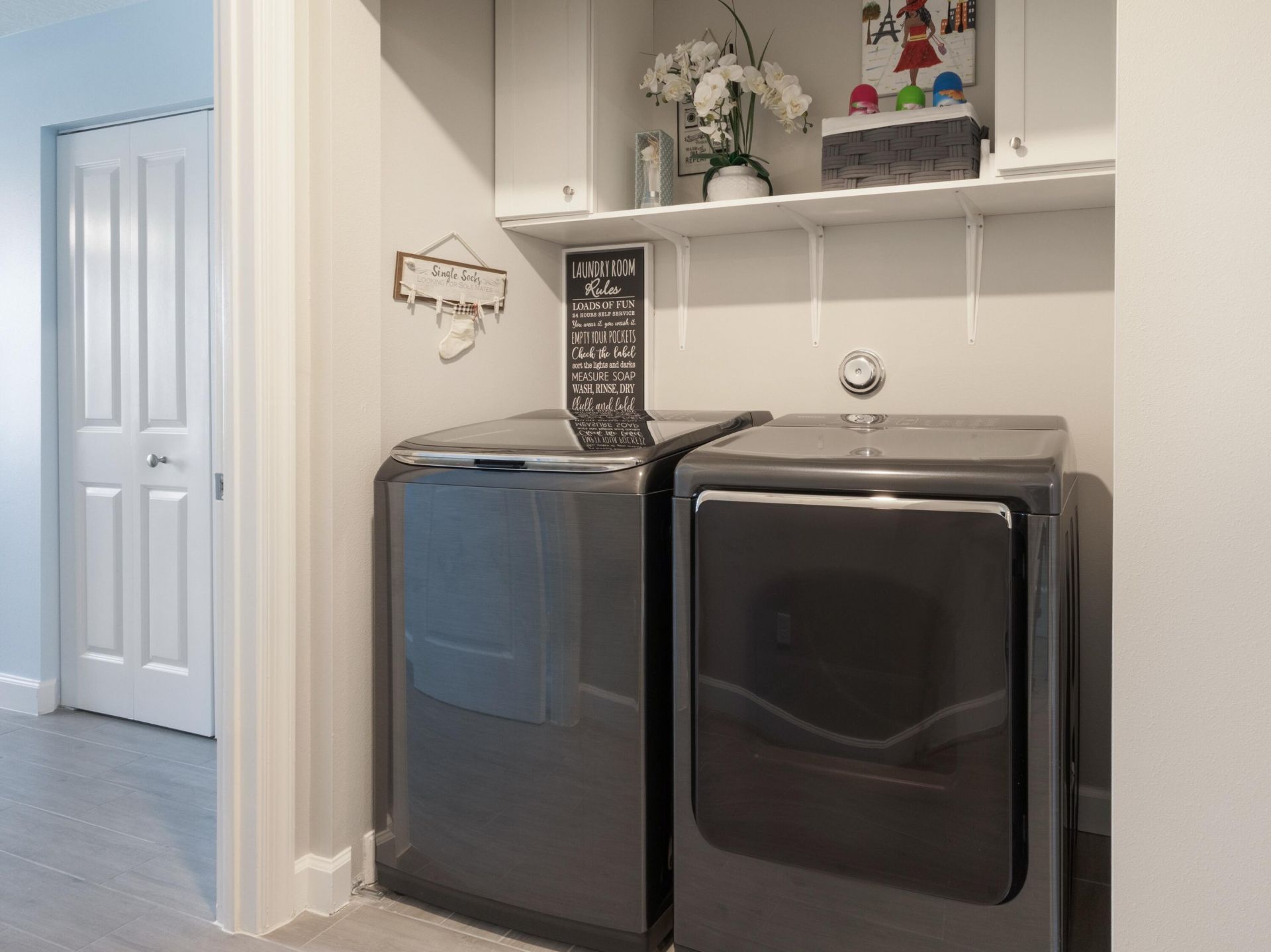 6011 Woods Edge Circle, Riviera Beach, FL 33410 Photo