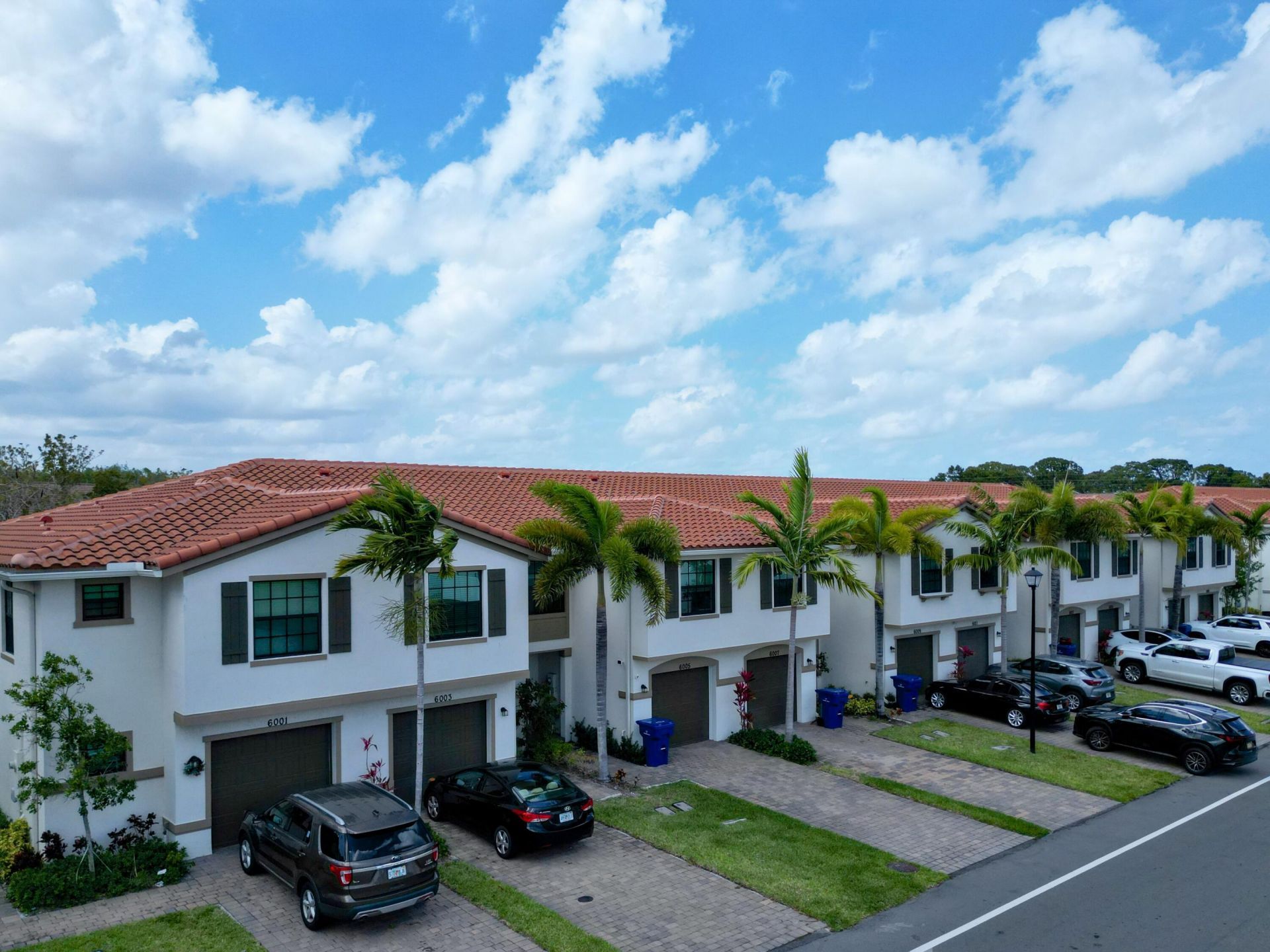 6011 Woods Edge Circle, Riviera Beach, FL 33410 Photo