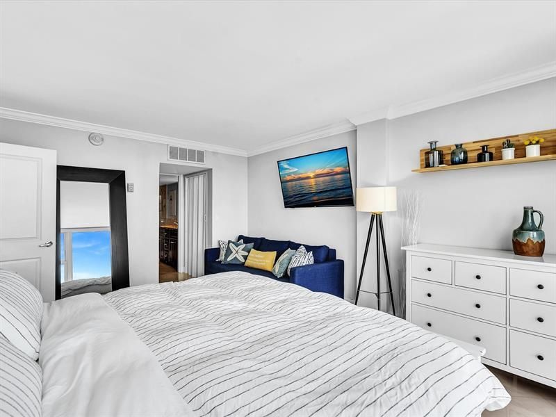 4040 Galt Ocean Drive, Unit 811, Fort Lauderdale, FL 33308 Photo