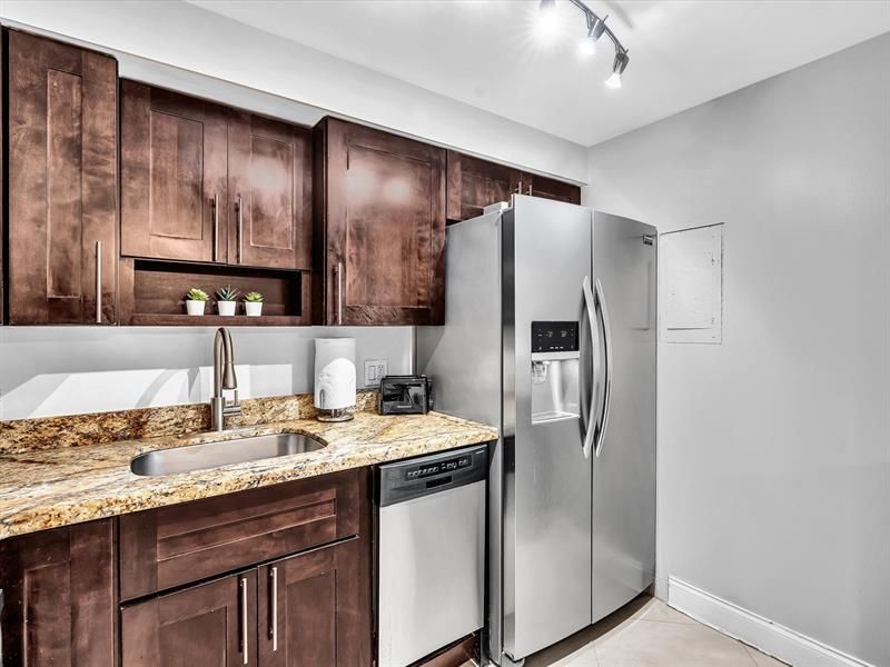 4040 Galt Ocean Drive, Unit 811, Fort Lauderdale, FL 33308 Photo