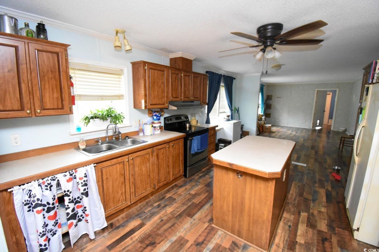 2018 Venus Ct. Photo 4