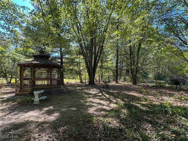 1565 Sodom Hutchings Road NE, Vienna, OH 44473 Photo 4
