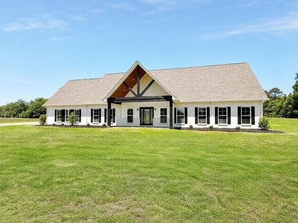 2624 Hwy 370, Baldwyn, MS 38824