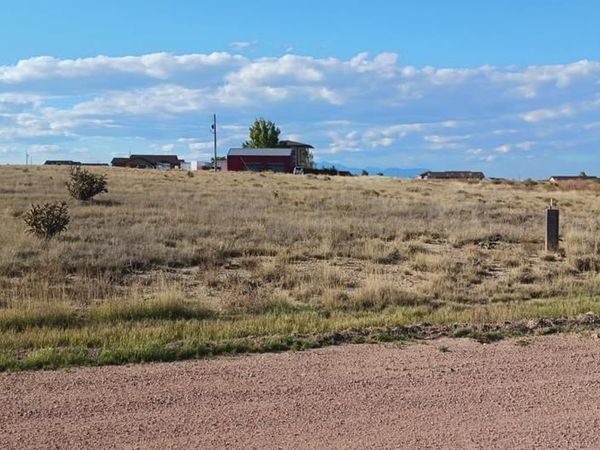 1063 N Lost Hills Lane, Pueblo, CO 81007