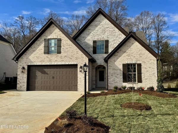 1141 Chardonnay Lane, Knoxville, TN 37932