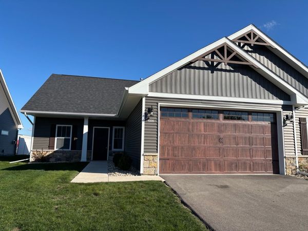 617 Anjali Court, Unit -, Sycamore, IL 60178