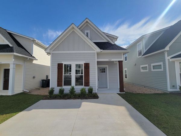 1367 LANDON HILLS Drive, Tallahassee, FL 32312