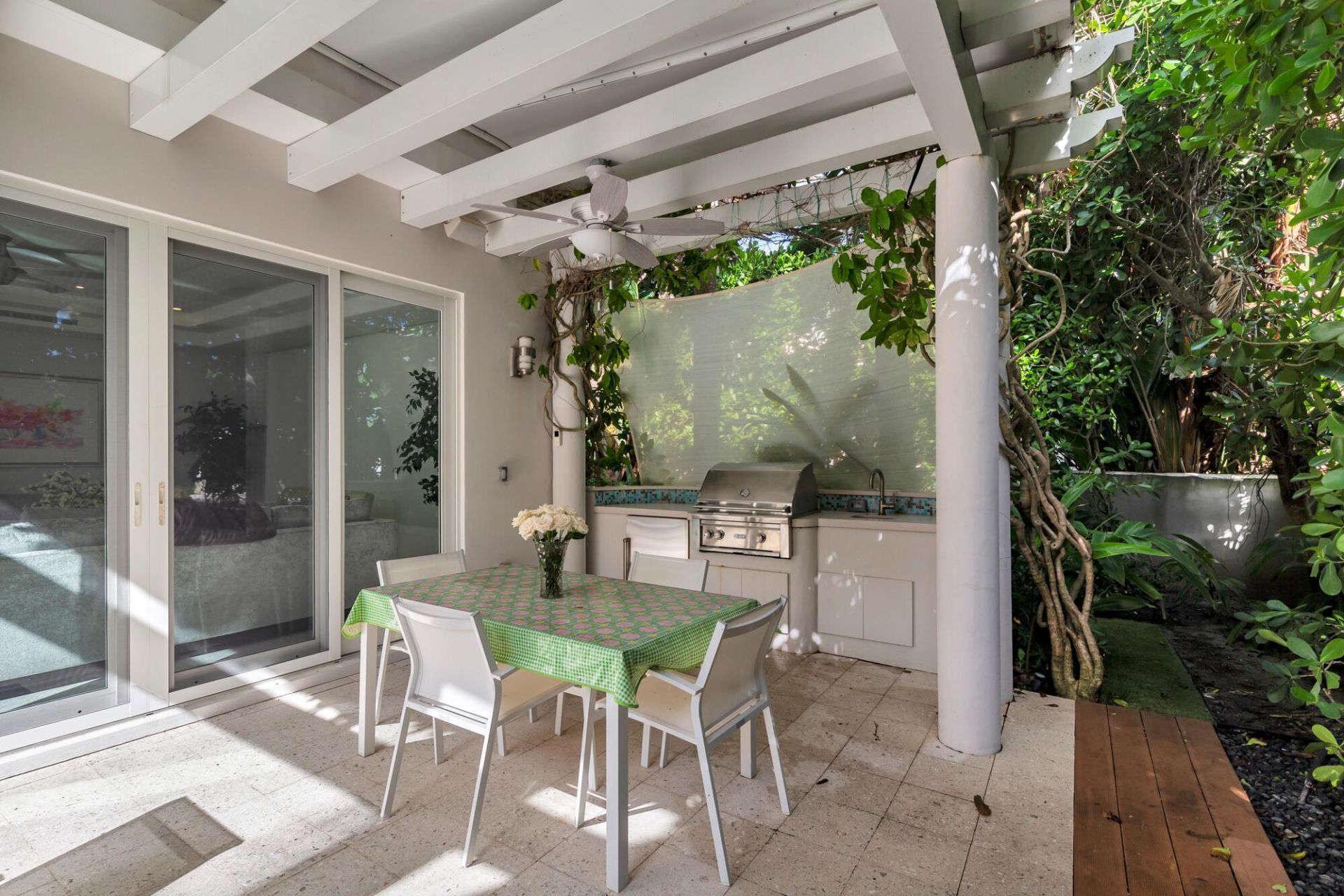 216 Colonial Lane, Palm Beach, FL 33480 Photo