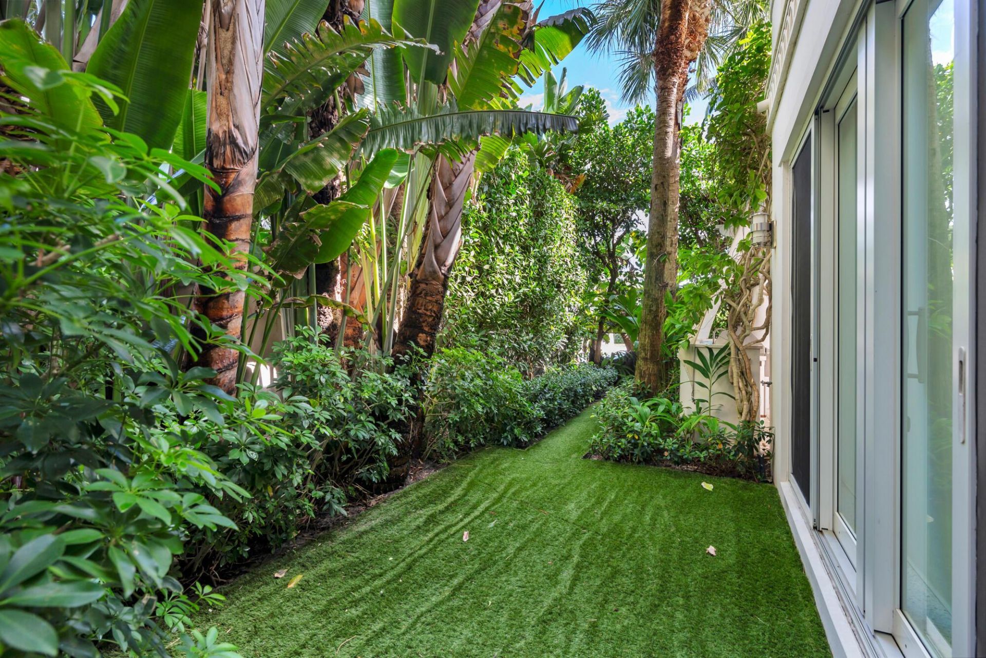 216 Colonial Lane, Palm Beach, FL 33480 Photo