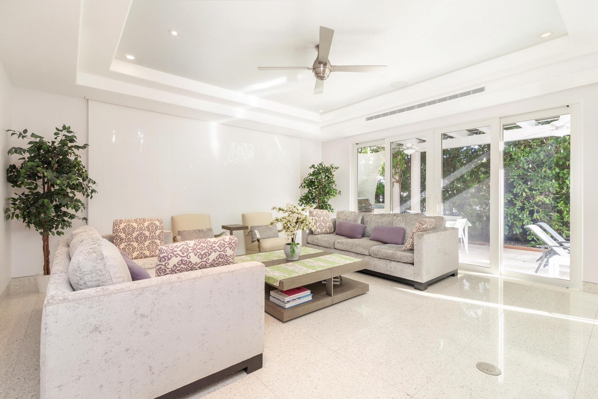 216 Colonial Lane, Palm Beach, FL 33480 Photo