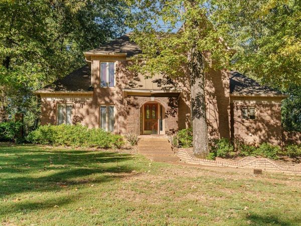 2029 WOODCHASE CV, Memphis, TN 38016