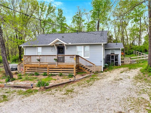 10845 SW Campbell Road, Fayetteville, AR 72701