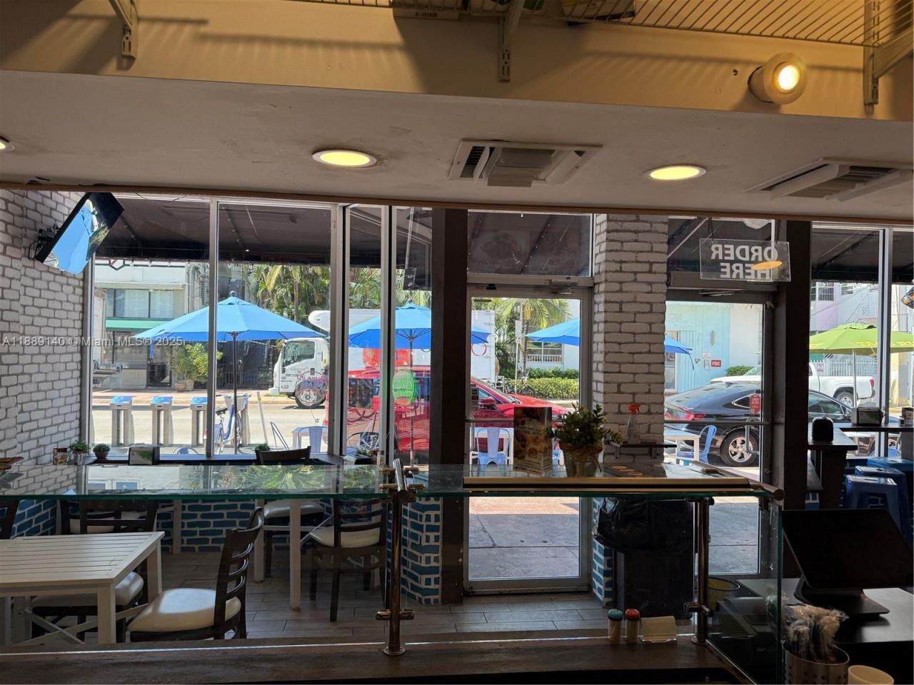 405-407 15th St, Miami Beach, FL 33139 Photo