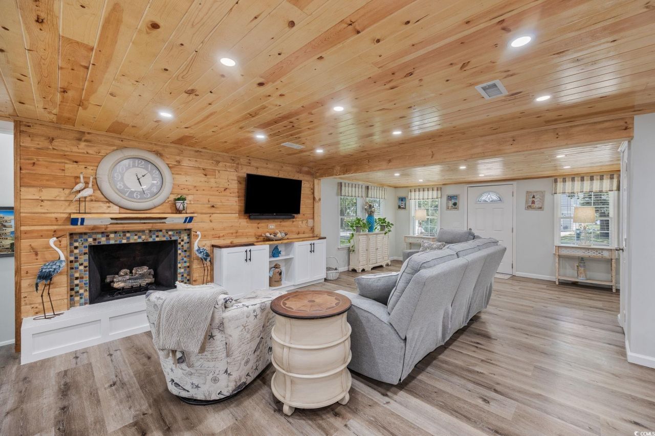 3118 1st Ave. S Photo 9