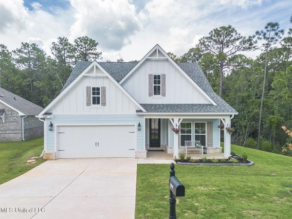 85010 Diamondhead Lakes Boulevard, Diamondhead, MS 39525