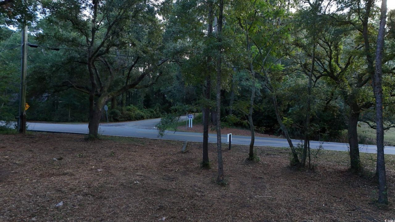 1217 Hawthorn Dr. Photo 22