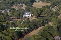 1217 Hawthorn Dr. photo 4