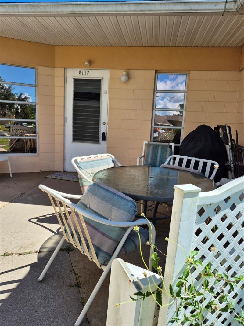 2117 Club Circle, Unit 2117, Lakeshore, FL 33854 Photo