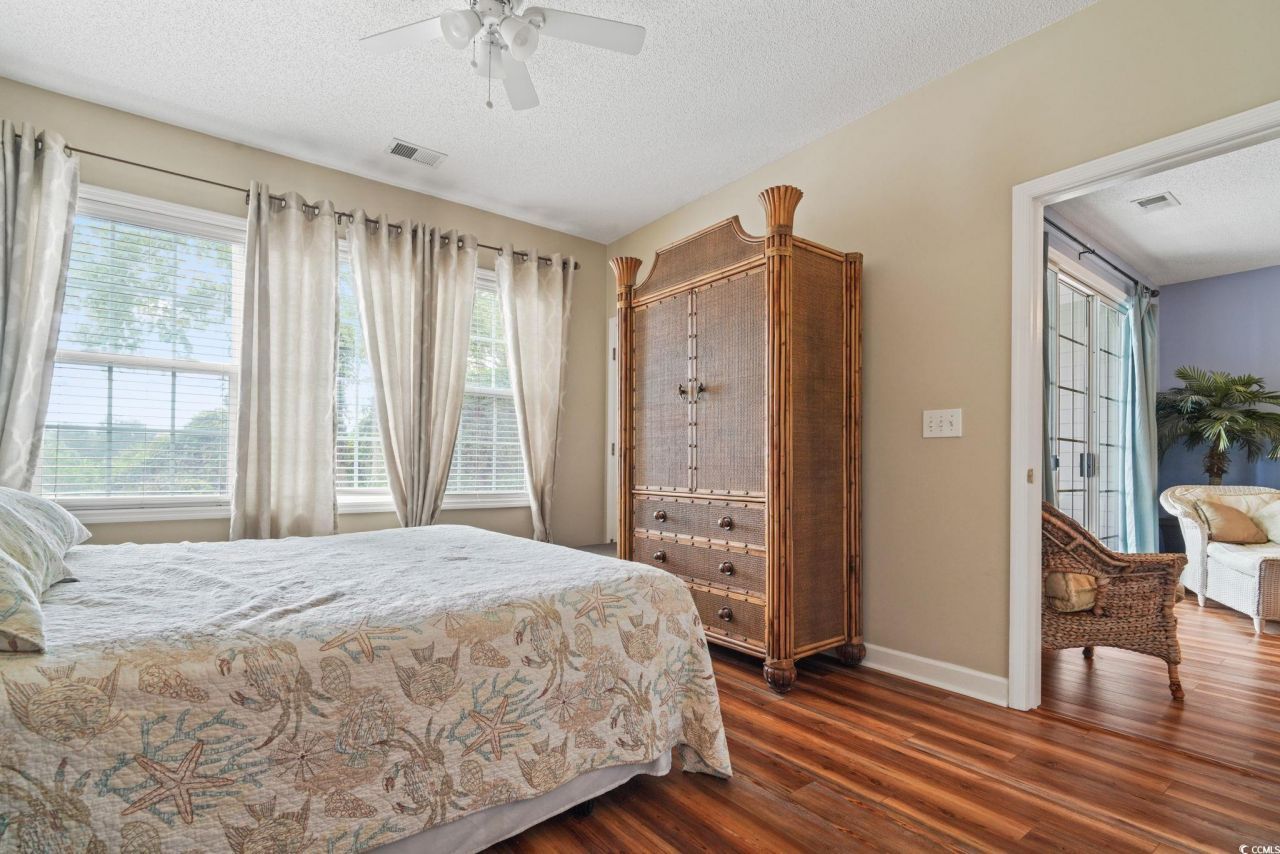 5801 Oyster Catcher Dr. Photo 17